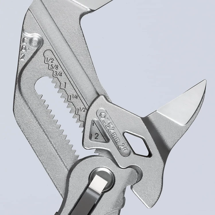 KNIPEX 86 03 250 – precyzyjna regulacja szczęk ze skalą zakresu pracy do 52 mm