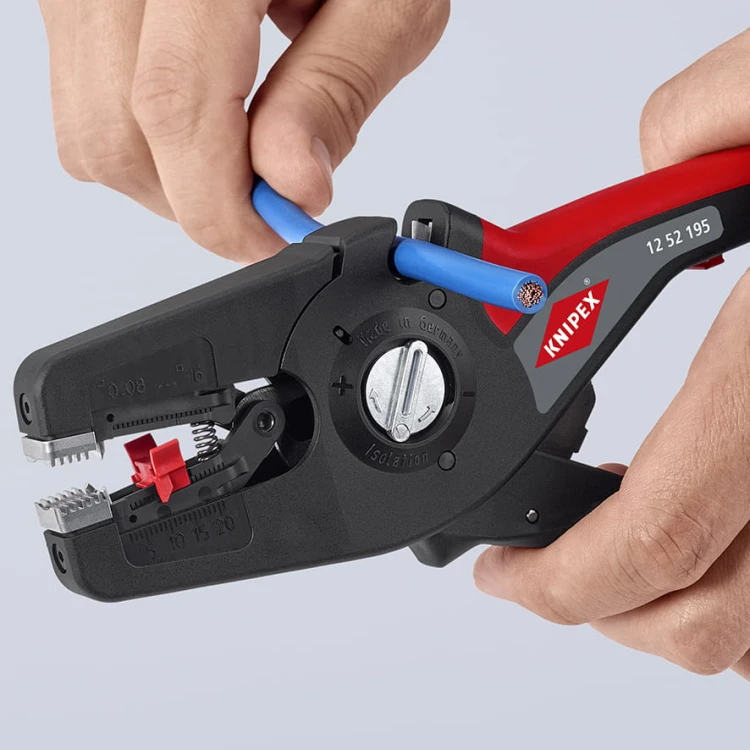 KNIPEX PreciStrip16 – ergonomiczna obsługa automatycznego ściągacza izolacji