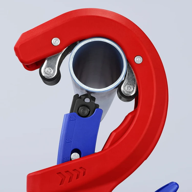 Profesjonalny obcinak KNIPEX DP50 do rur odpływowych z tworzywa sztucznego o średnicy 40 mm