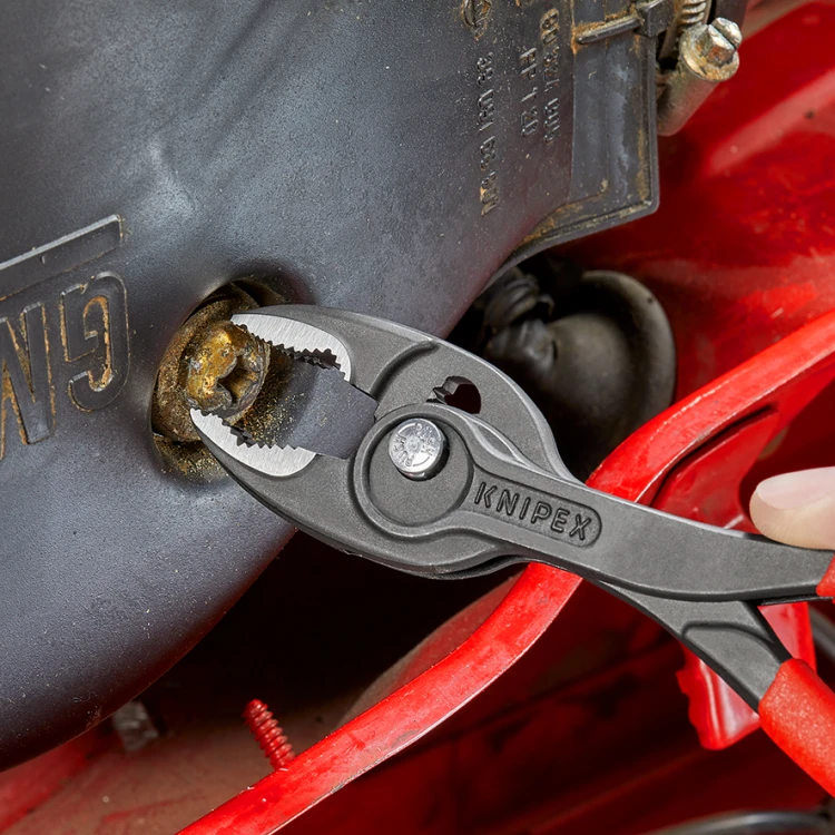 KNIPEX TwinGrip – chwyt od czoła śrub i elementów z uszkodzonym profilem