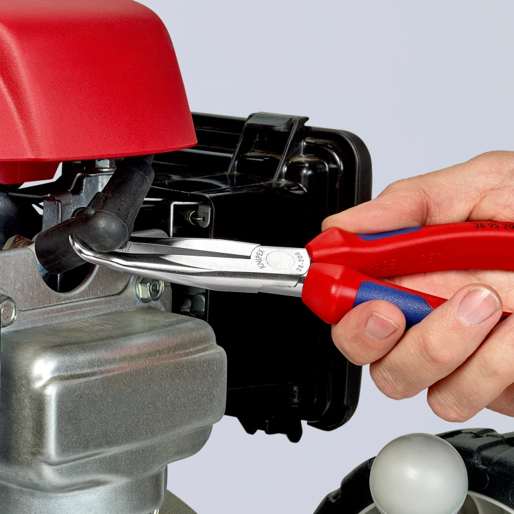 KNIPEX 38 95 200 – długie szczypce 45° do trudno dostępnych elementów w samochodzie