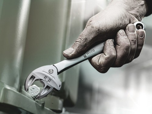 954713920ed76af81e7af225ce0858cc